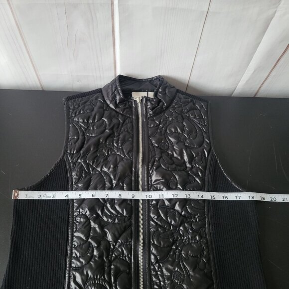 Chico’s Quilted Black Puffer Vest, Women’s Sz 1, Front Pockets, Business Casual - Picture 6 of 7